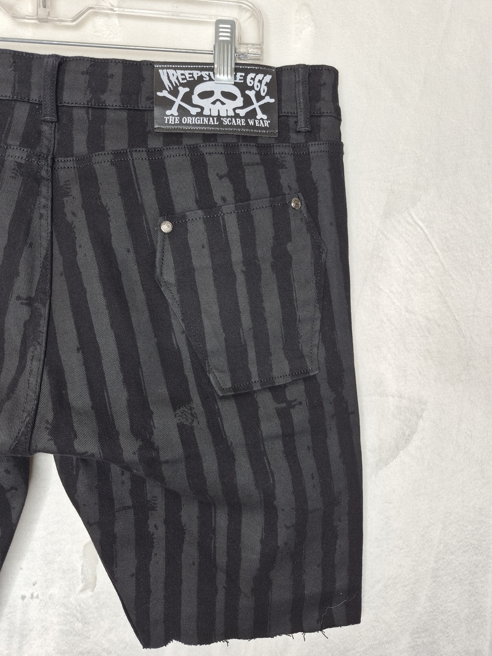 Kreepsville 666 Striped Coffin Pocket Raw Hem Shorts Goth Punk Mens Size 38 - Picture 9 of 12